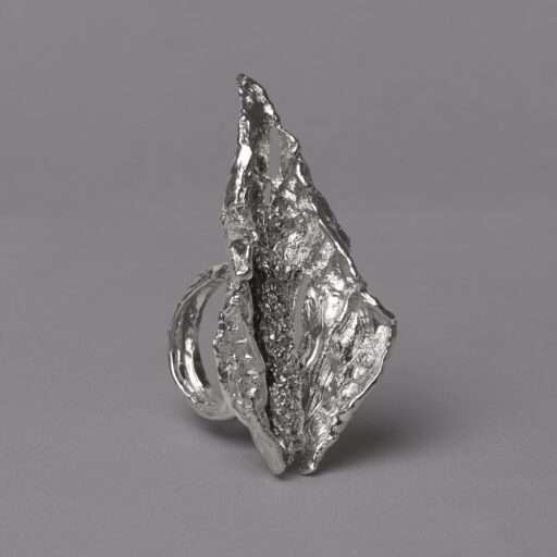 Peace Lilly Ring 10126